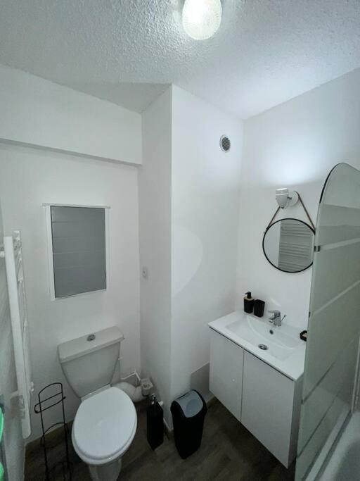 Appartement Moderne & Chaleureux Gréoux-les-Bains Kültér fotó